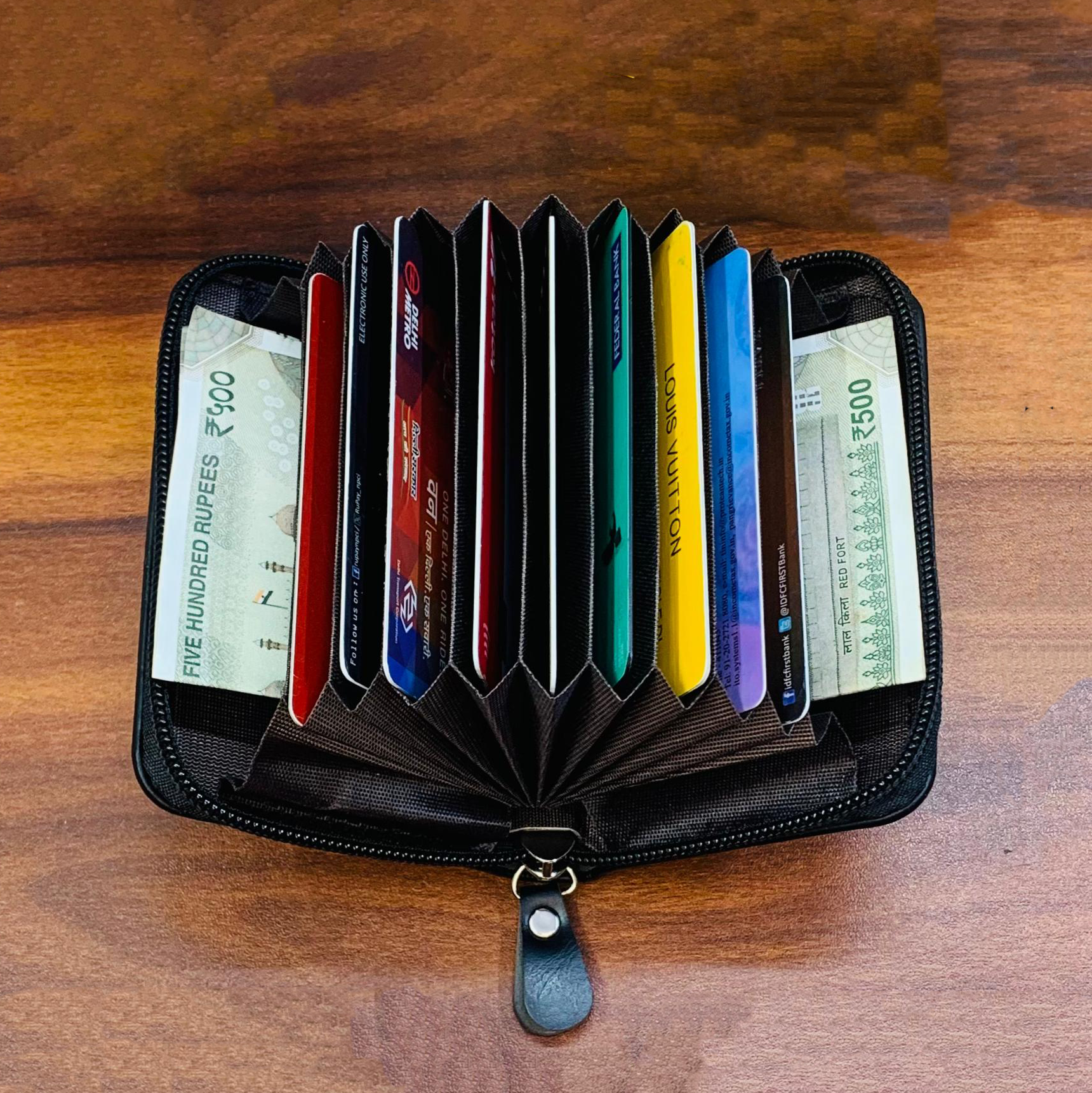 Premium Vegan Leather Men's Zipper Wallet | 9 Card Slots & ID Window SB-02